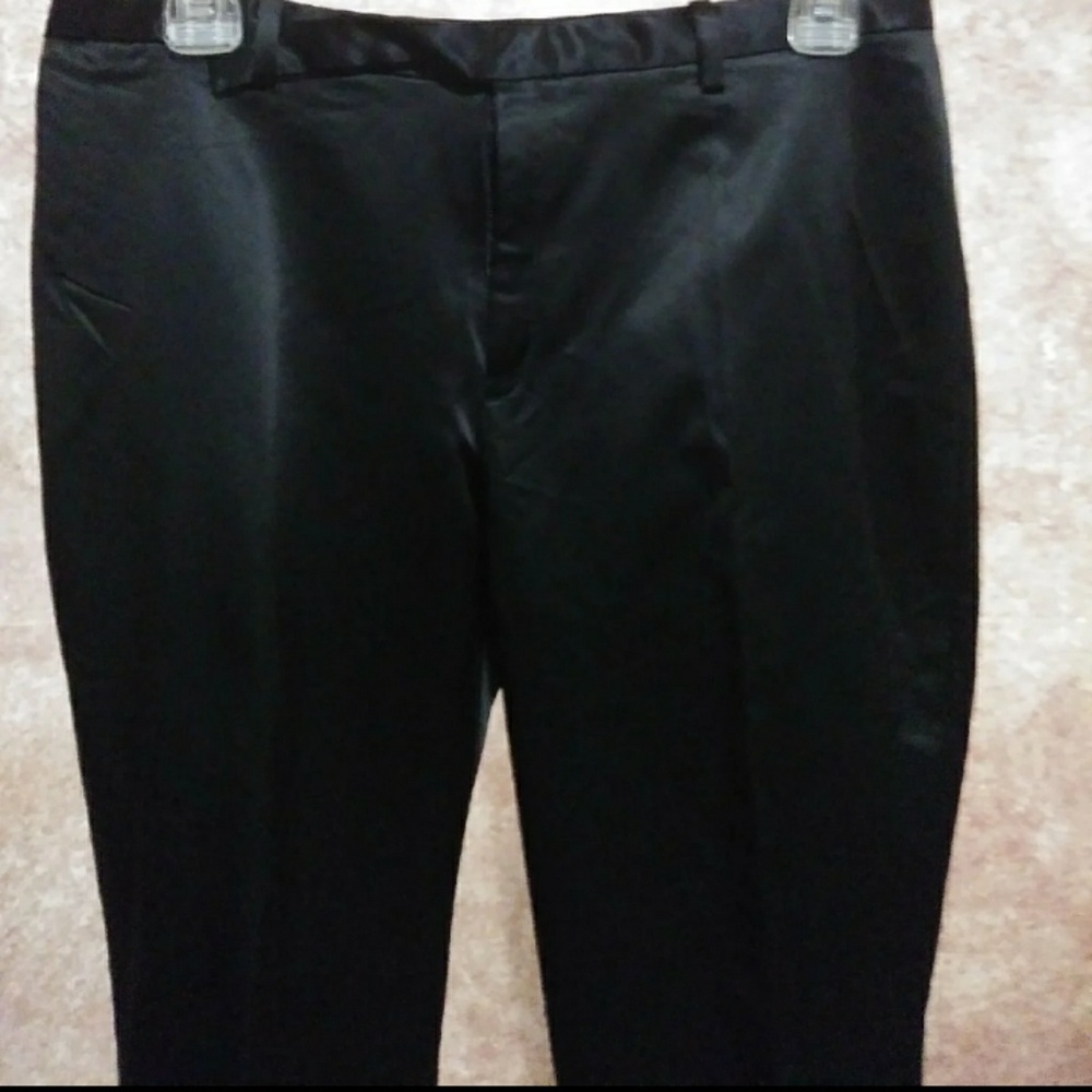 Gap - Picture 2 of 4